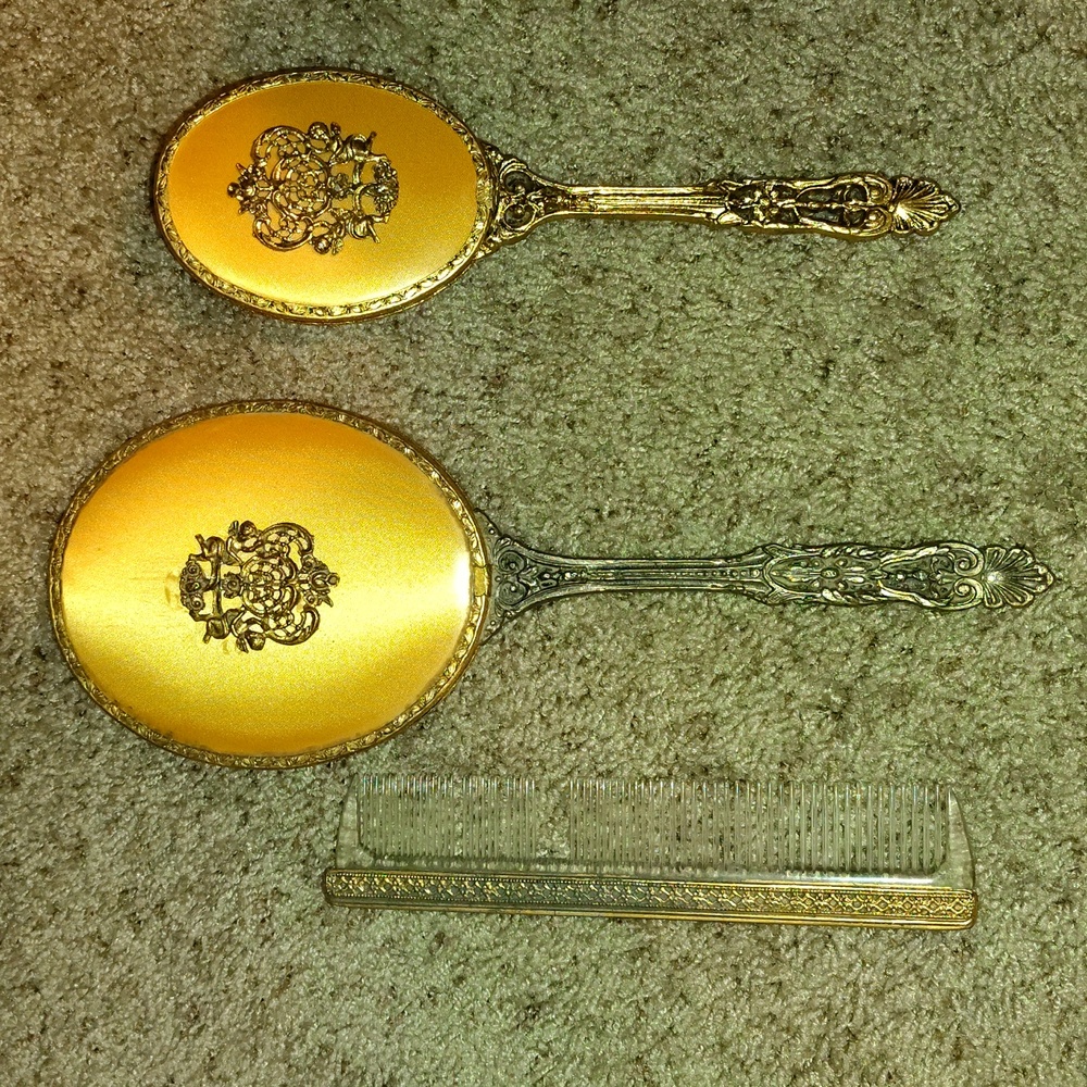 Vtg Ornate Hairbrush, Comb and Mirror Set